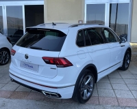 Volkswagen Tiguan R-Line 2.0 TDI SCR (150 CV) DSG Fari IQ.LIGHT LED MATRIX--Digital Cockpit Pro 10,25", Navigatore,Telecamera post."