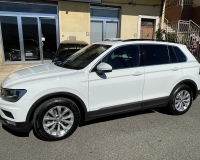 Volkswagen Tiguan 1.6 TDI 115 Cv Style" Tetto Panoramico apribile- km 37832"