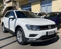 Volkswagen Tiguan 1.6 TDI 115 Cv Style" Tetto Panoramico apribile- km 37832"