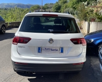 Volkswagen Tiguan 1.6 TDI 115 Cv Style" Tetto Panoramico apribile- km 37832"