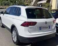 Volkswagen Tiguan 1.6 TDI 115 Cv Style" Tetto Panoramico apribile- km 37832"