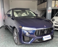 Maserati Levante V6 Diesel 275 CV AWD Gransport my20 "Auto Aziendale Full Full Optional" (Tetto apribile/panoramico - cerchi da 21" - Sport package- Proiettori adattativi Full-LED Matrix"