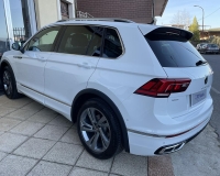 Volkswagen Tiguan R-Line 2.0 TDI SCR (150 CV) DSG Fari IQ.LIGHT LED MATRIX--Digital Cockpit Pro 10,25", Navigatore,Telecamera post."