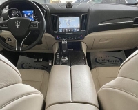 Maserati Levante V6 Diesel 275 CV AWD Gransport my20 "Auto Aziendale Full Full Optional" (Tetto apribile/panoramico - cerchi da 21" - Sport package- Proiettori adattativi Full-LED Matrix"