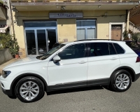 Volkswagen Tiguan 1.6 TDI 115 Cv Style" Tetto Panoramico apribile- km 37832"